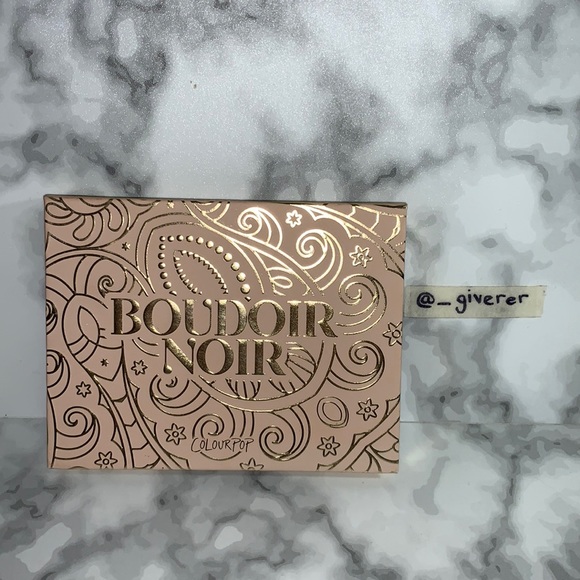 Boudoir Noir COLOURPOP 12-PAN PRESSED POWDER SHADOW PALETTE - Picture 6 of 14